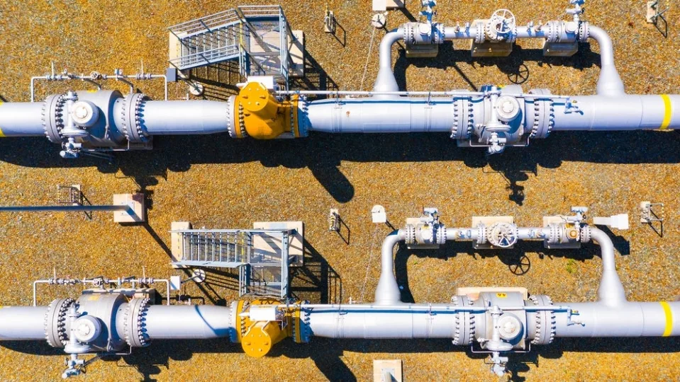 Transforming Midstream Operations with MIS and Strata